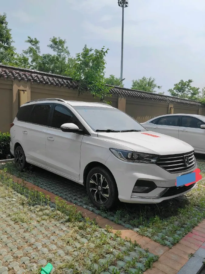 2018 BaoJun 360 1.5L 112HP L4 6MT,autocango,china used car exporter,china ev exporter,chinese used car exporter,chinese used ev exporter