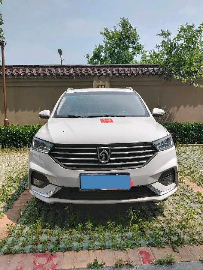 2018 BaoJun 360 1.5L 112HP L4 6MT,autocango,china used car exporter,china ev exporter,chinese used car exporter,chinese used ev exporter