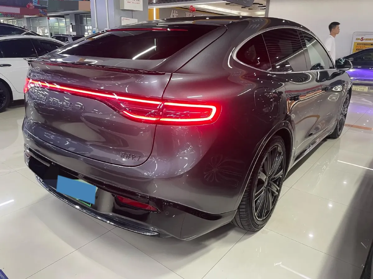 2025 Luxeed R7 REEV 156HP REEV,autocango,china used car exporter,china ev exporter,chinese used car exporter,chinese used ev exporter