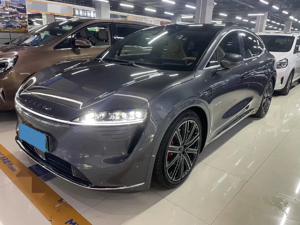 2025 Luxeed R7 REEV 156HP REEV,autocango,china used car exporter,china ev exporter,chinese used car exporter,chinese used ev exporter