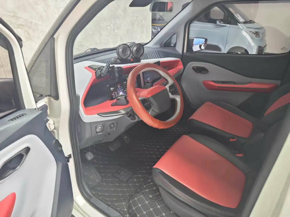 2020 BaoJun E200 BEV 28KWH,autocango,china used car exporter,china ev exporter,chinese used car exporter,chinese used ev exporter