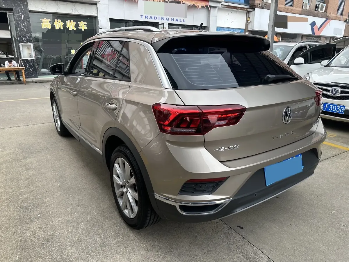 2020 Volkswagen T-Roc 1.4T 131HP L4 7DCT,autocango,china used car exporter,china ev exporter,chinese used car exporter,chinese used ev exporter
