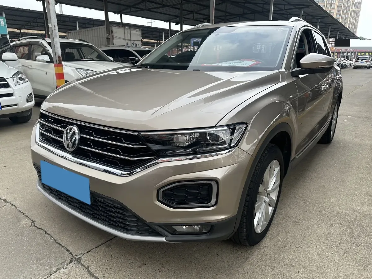 2020 Volkswagen T-Roc 1.4T 131HP L4 7DCT,autocango,china used car exporter,china ev exporter,chinese used car exporter,chinese used ev exporter