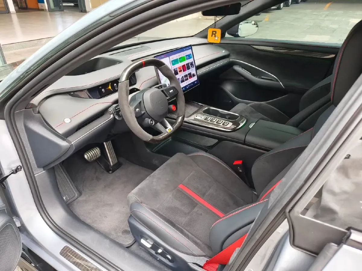 2025 MI SU7 Ultra BEV 93.7KWH,autocango,china used car exporter,china ev exporter,chinese used car exporter,chinese used ev exporter