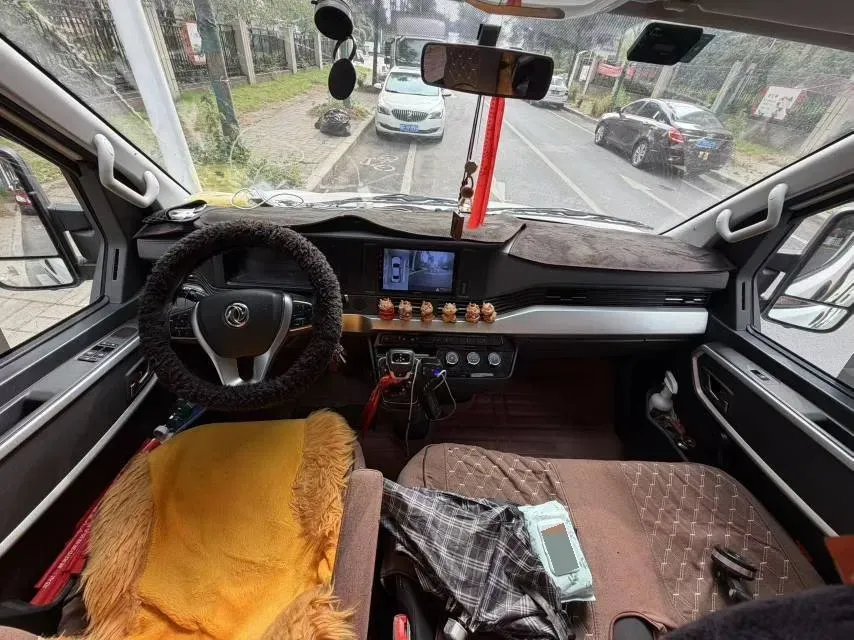 2021 JMC TeShun 2.8T 122HP L4 5MT,autocango,china used car exporter,china ev exporter,chinese used car exporter,chinese used ev exporter