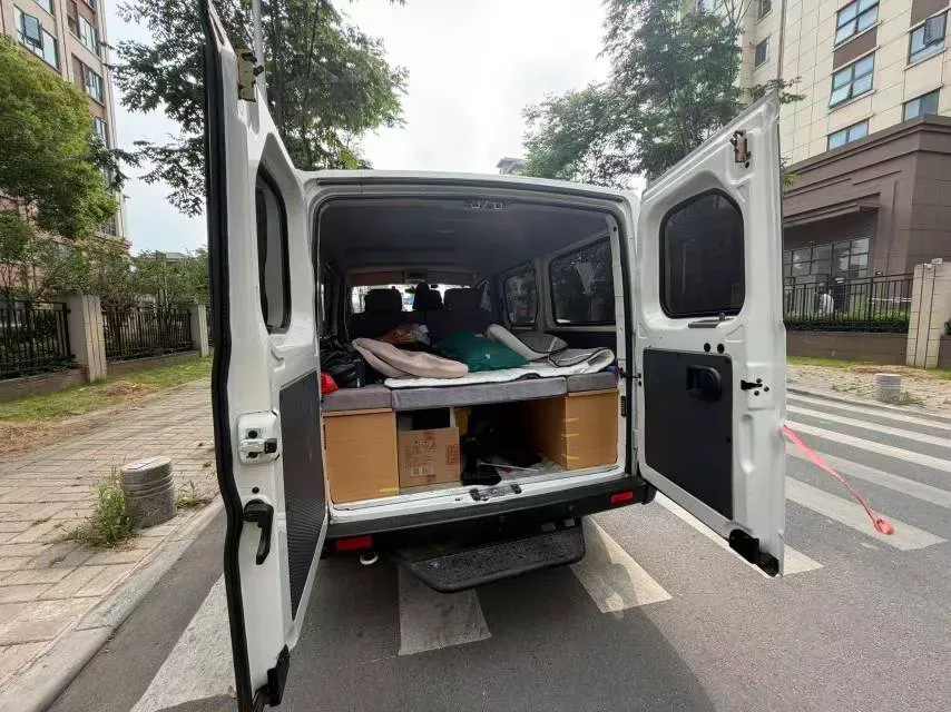 2021 JMC TeShun 2.8T 122HP L4 5MT,autocango,china used car exporter,china ev exporter,chinese used car exporter,chinese used ev exporter