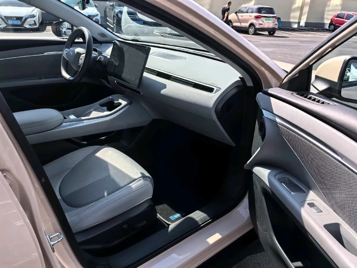 2024 Xpeng MONA M03 BEV 62.2KWH,autocango,china used car exporter,china ev exporter,chinese used car exporter,chinese used ev exporter