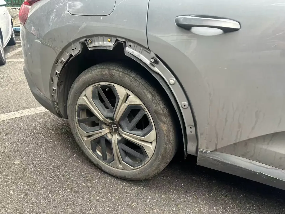 2021 Citroen C5 X 1.6T 175HP L4 8AT,autocango,china used car exporter,china ev exporter,chinese used car exporter,chinese used ev exporter