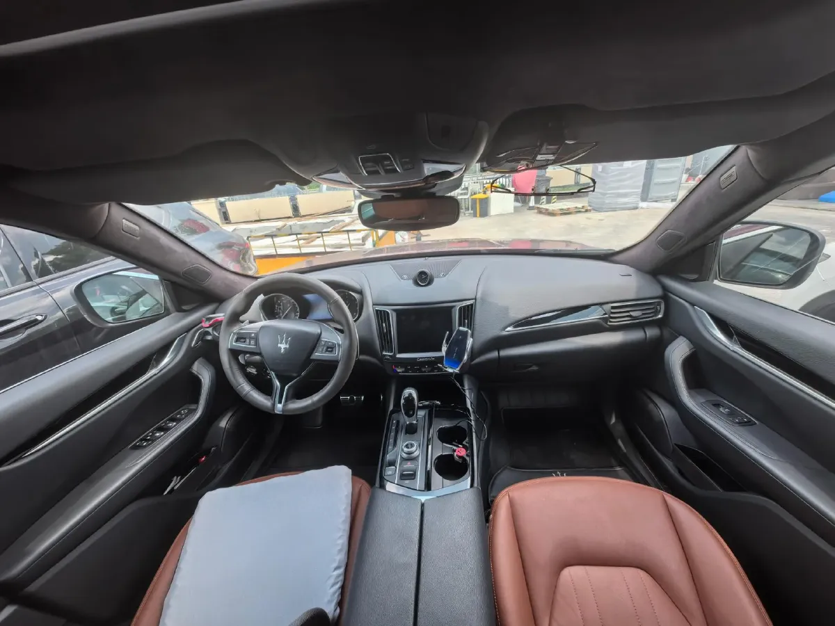 2018 Maserati Levante 3.0T 350HP V6 8AT,autocango,china used car exporter,china ev exporter,chinese used car exporter,chinese used ev exporter