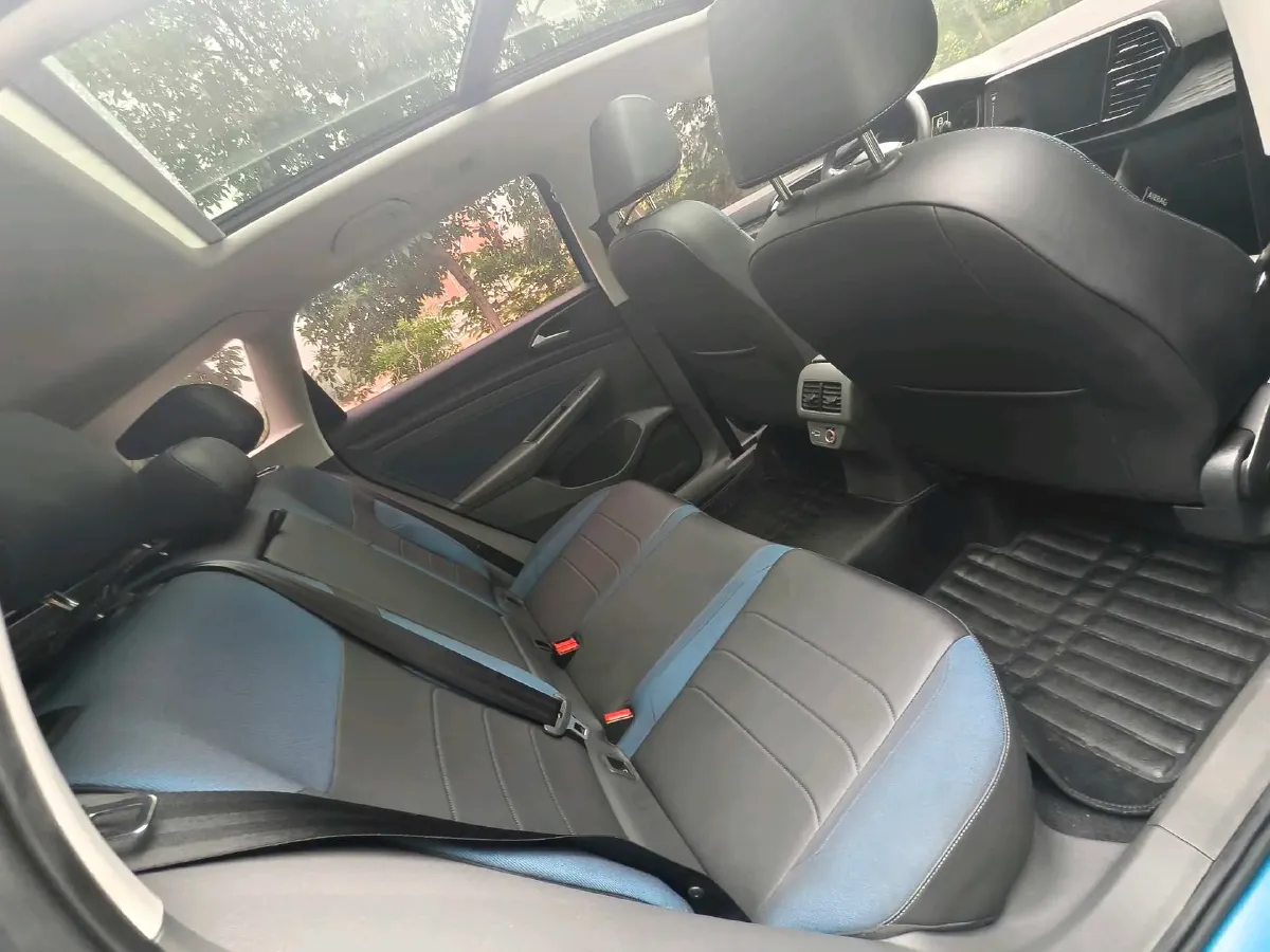 2020 Jetta VS7 1.4T 150HP L4 6AT,autocango,china used car exporter,china ev exporter,chinese used car exporter,chinese used ev exporter