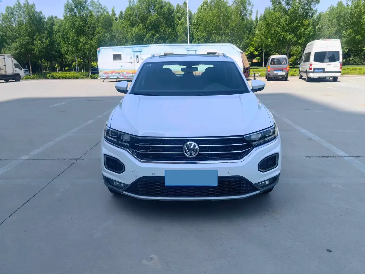 2019 Volkswagen T-Roc 1.4T 150HP L4 7DCT,autocango,china used car exporter,china ev exporter,chinese used car exporter,chinese used ev exporter