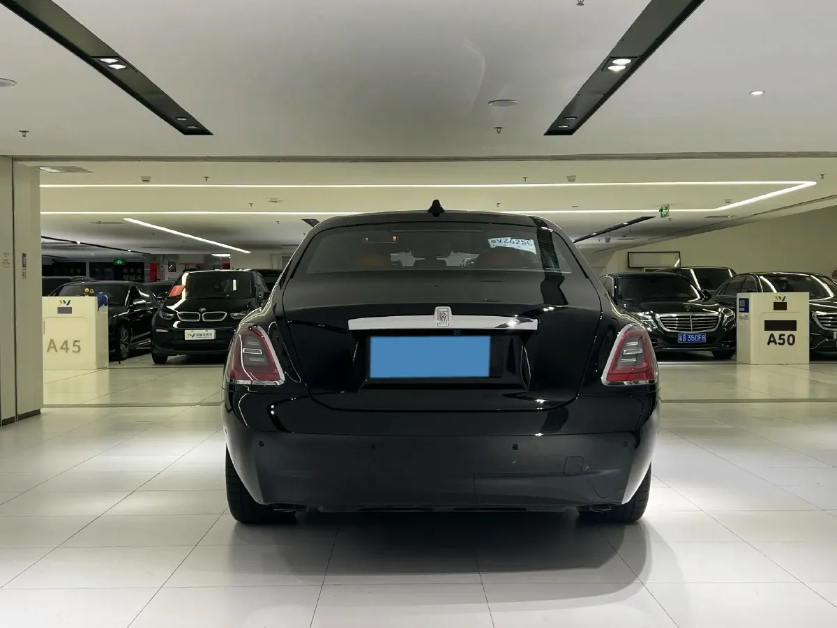 2021 Rolls-Royce Ghost 6.7T 571HP V12 8AT,autocango,china used car exporter,china ev exporter,chinese used car exporter,chinese used ev exporter