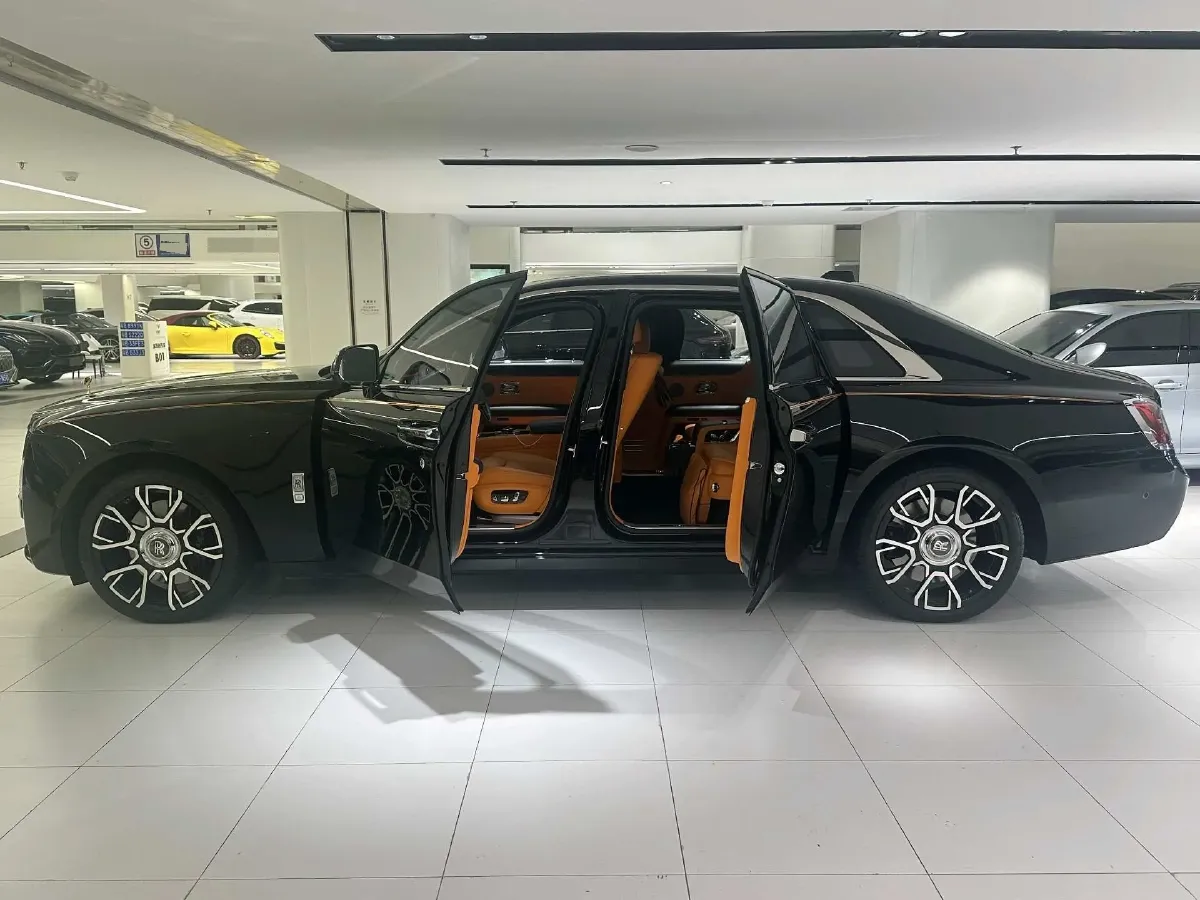2021 Rolls-Royce Ghost 6.7T 571HP V12 8AT,autocango,china used car exporter,china ev exporter,chinese used car exporter,chinese used ev exporter