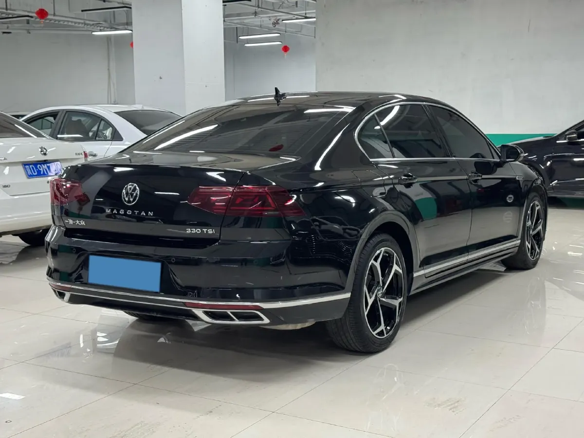 2023 Volkswagen Magotan 2.0T 186HP L4 7DCT,autocango,china used car exporter,china ev exporter,chinese used car exporter,chinese used ev exporter