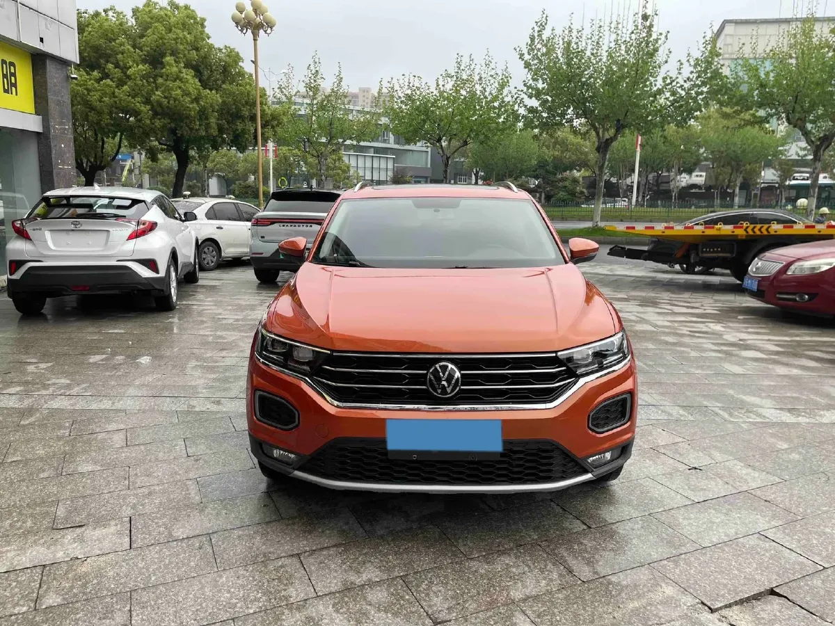 2020 Volkswagen T-Roc 1.4T 150HP L4 7DCT,autocango,china used car exporter,china ev exporter,chinese used car exporter,chinese used ev exporter