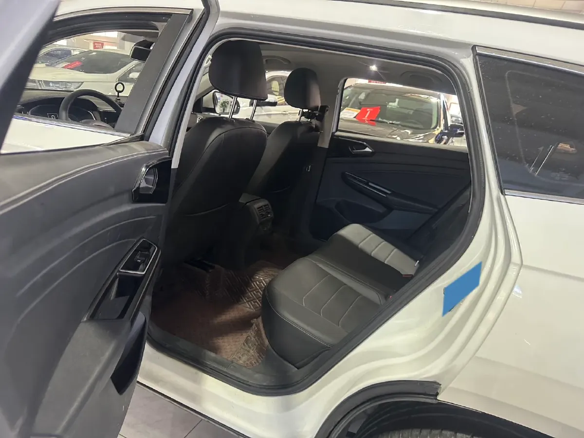 2021 Jetta VS7 1.4T 150HP L4 6AT,autocango,china used car exporter,china ev exporter,chinese used car exporter,chinese used ev exporter