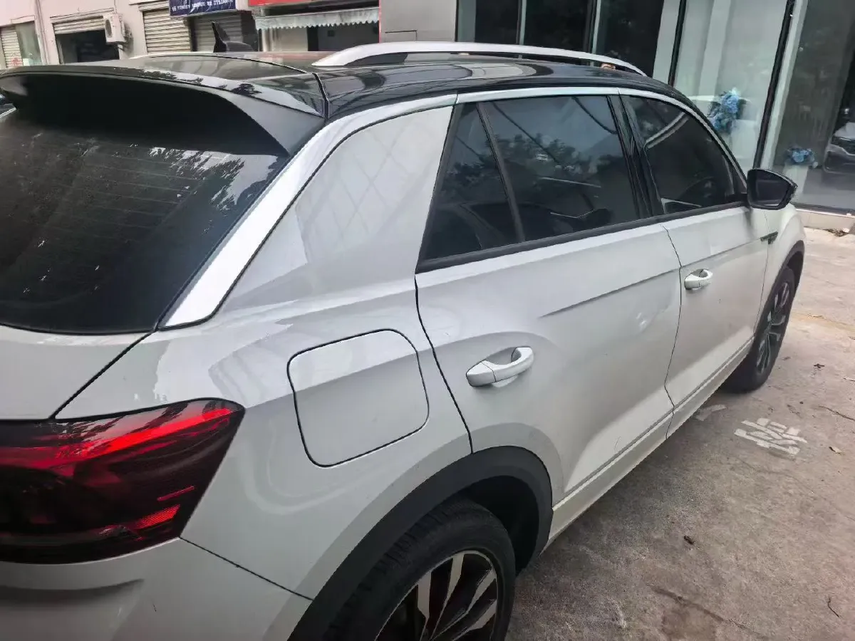 2022 Volkswagen T-Roc 1.4T 150HP L4 7DCT,autocango,china used car exporter,china ev exporter,chinese used car exporter,chinese used ev exporter