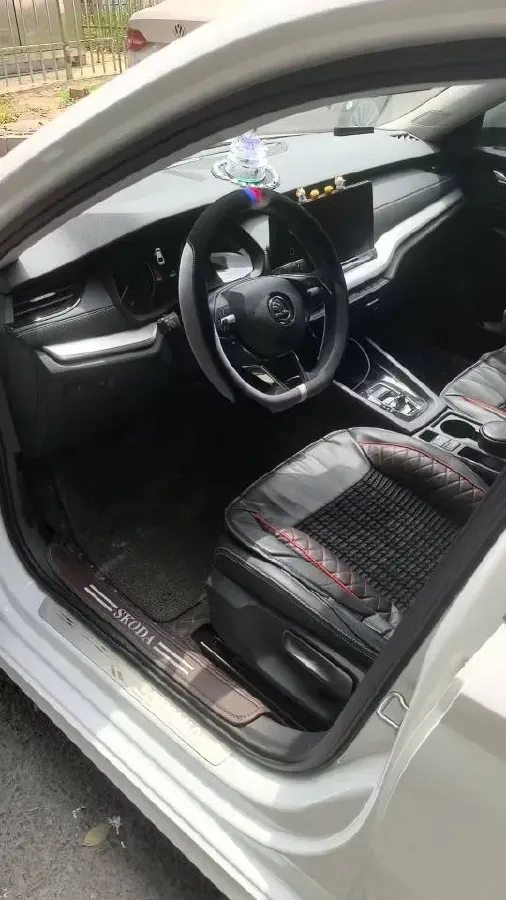 2023 Skoda Octavia 1.4T 150HP L4 7DCT,autocango,china used car exporter,china ev exporter,chinese used car exporter,chinese used ev exporter