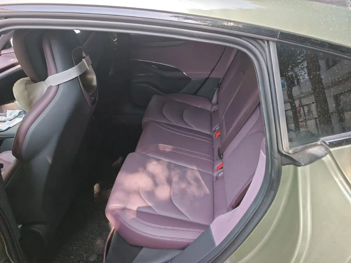 2024 MI SU7 BEV 73.6KWH,autocango,china used car exporter,china ev exporter,chinese used car exporter,chinese used ev exporter