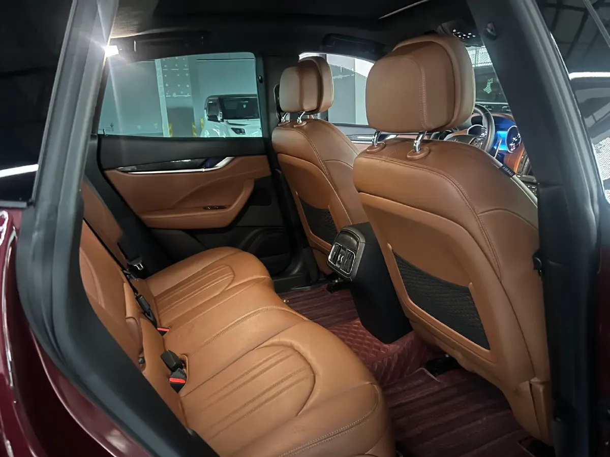 2018 Jaguar XJ 3.0T 340HP V6 8AT,autocango,china used car exporter,china ev exporter,chinese used car exporter,chinese used ev exporter