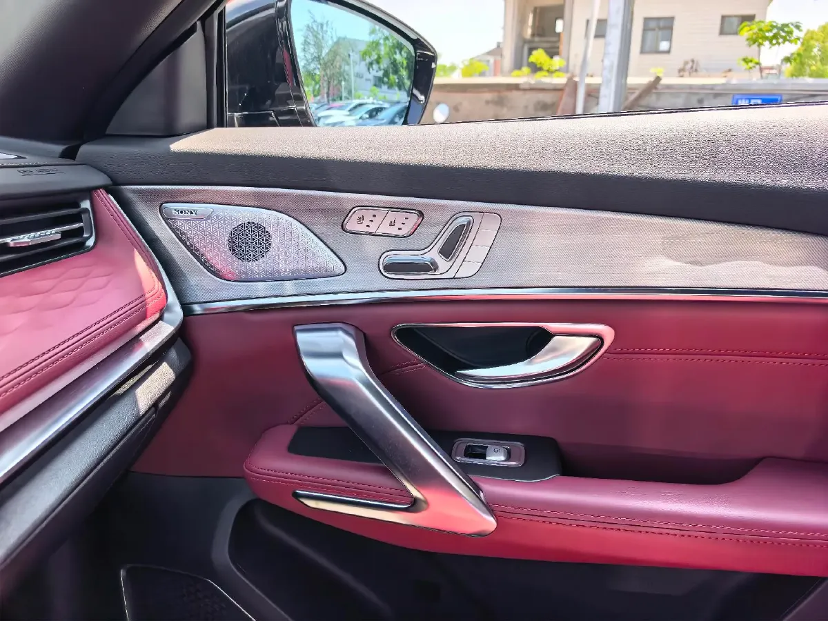2022 Jetour X70S 1.6T 197HP L4 7DCT,autocango,china used car exporter,china ev exporter,chinese used car exporter,chinese used ev exporter
