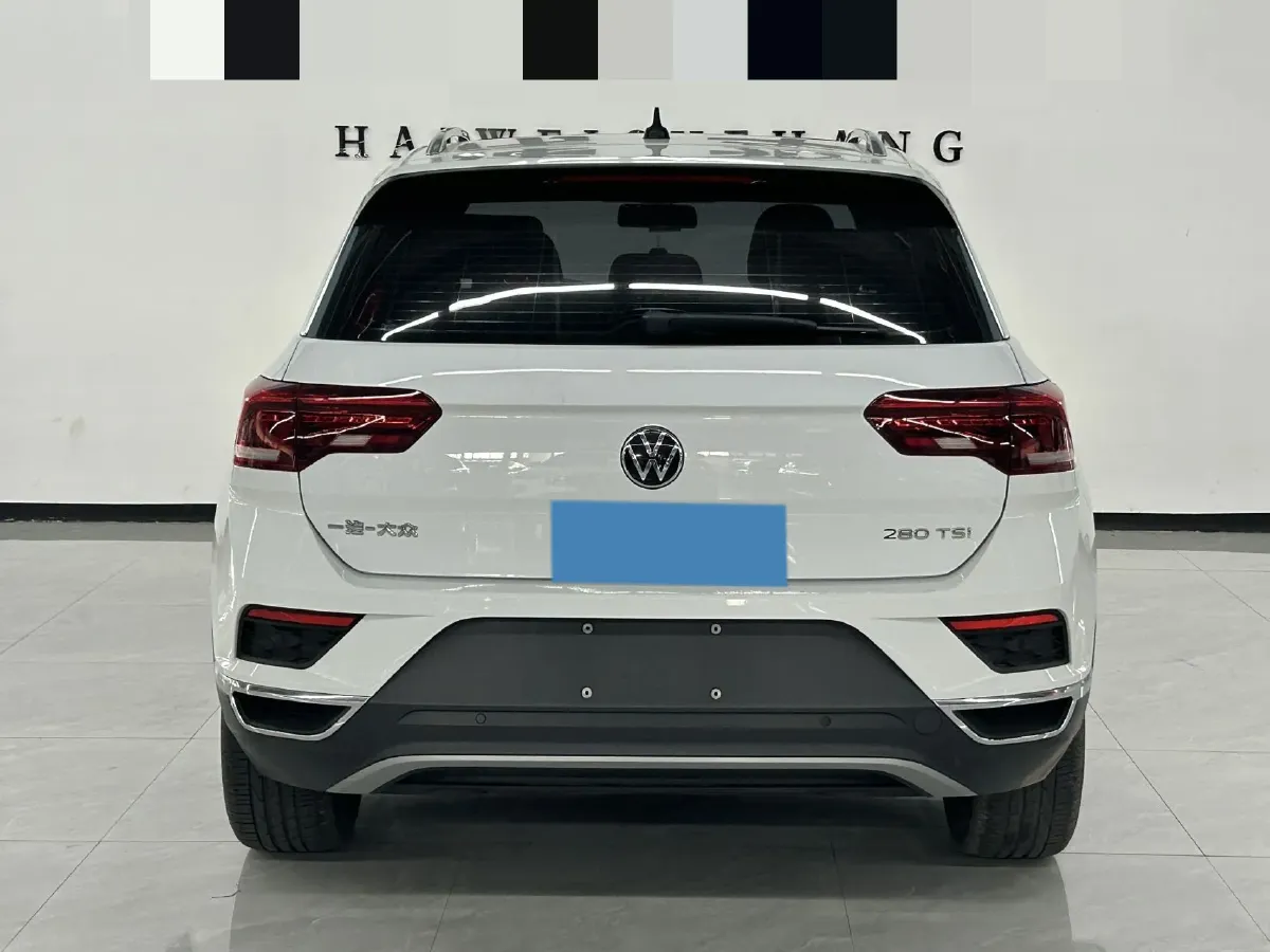 2022 Volkswagen T-Roc 1.4T 150HP L4 7DCT,autocango,china used car exporter,china ev exporter,chinese used car exporter,chinese used ev exporter