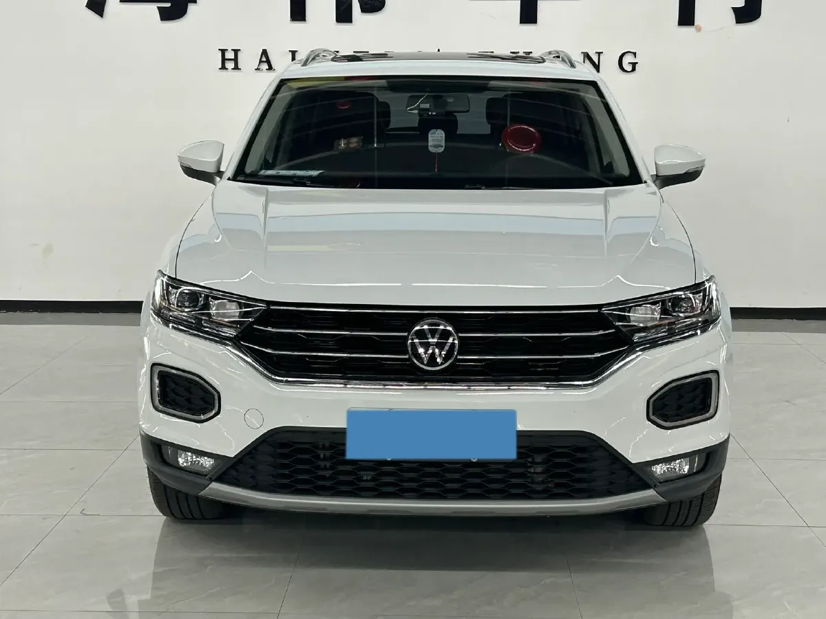 2022 Volkswagen T-Roc 1.4T 150HP L4 7DCT,autocango,china used car exporter,china ev exporter,chinese used car exporter,chinese used ev exporter