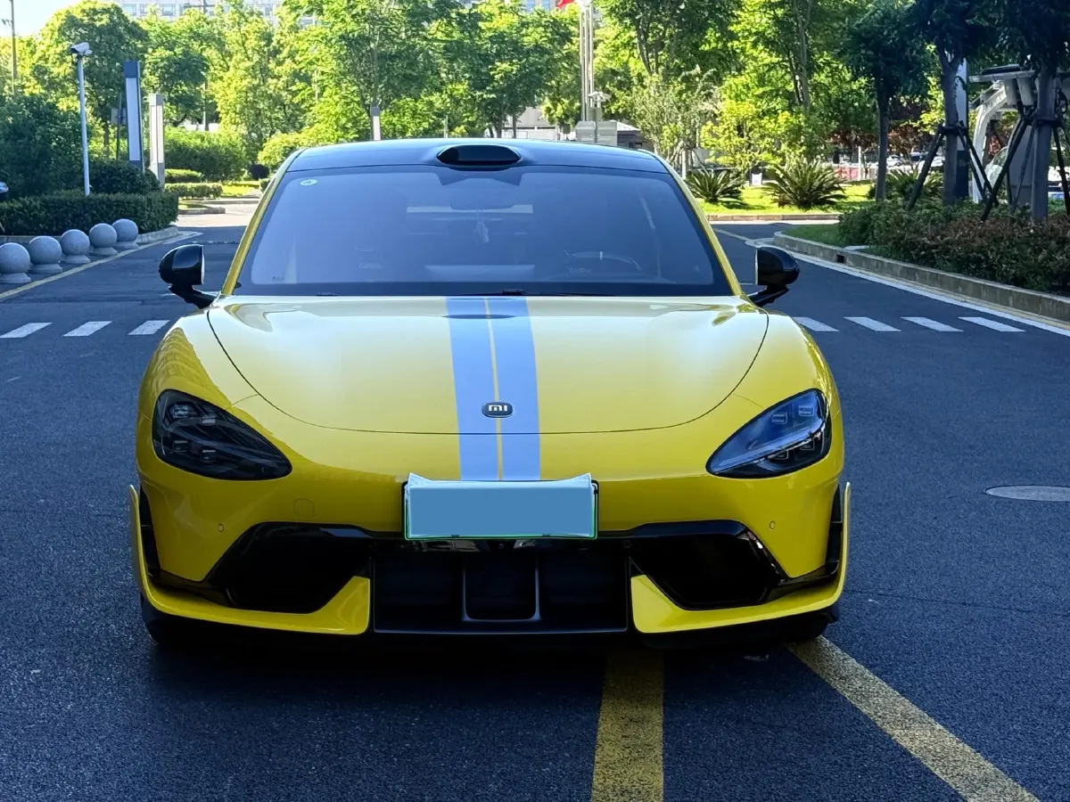 2025 MI SU7 Ultra BEV 93.7KWH,autocango,china used car exporter,china ev exporter,chinese used car exporter,chinese used ev exporter