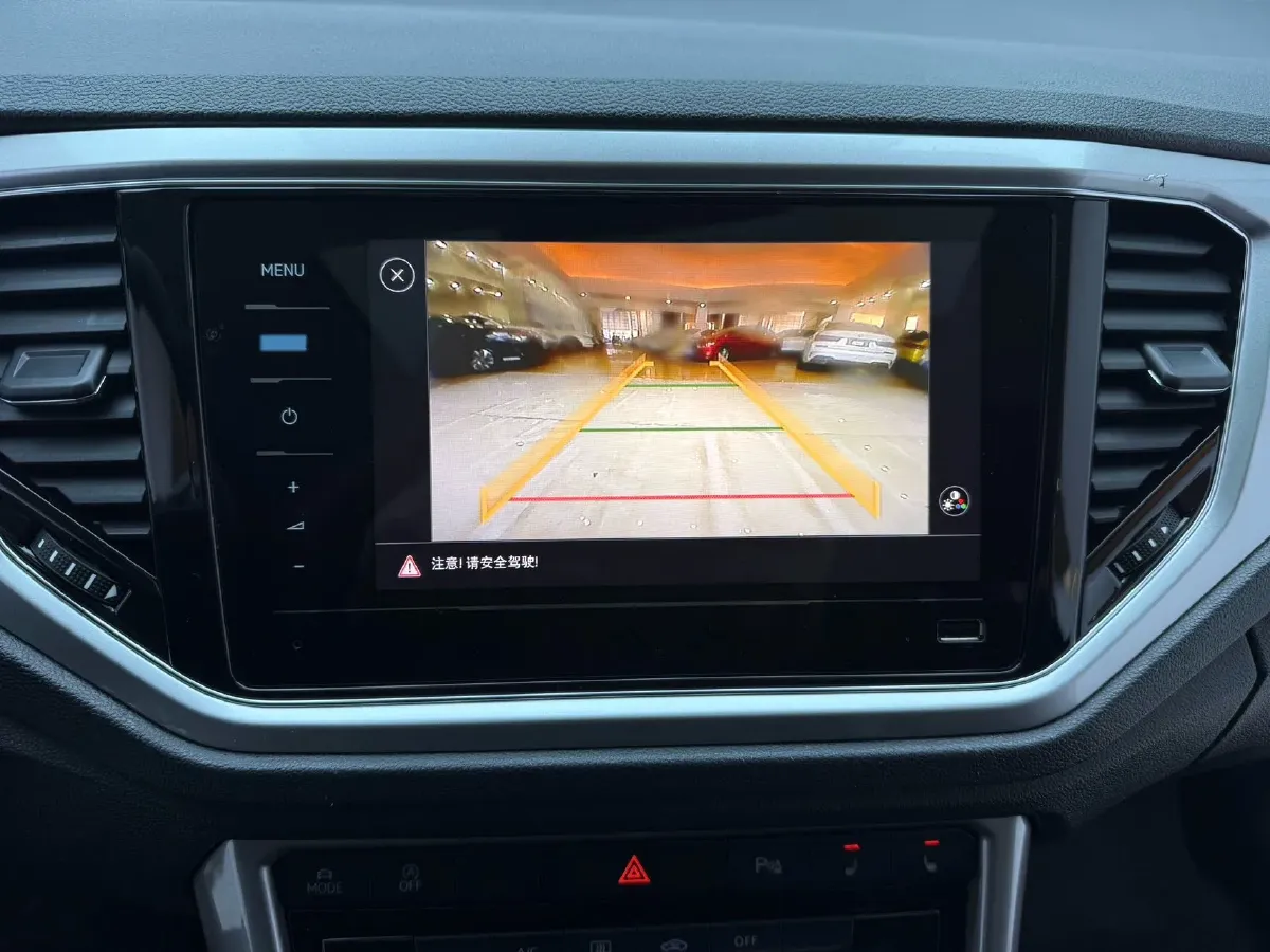 2021 Volkswagen T-Roc 1.4T 150HP L4 7DCT,autocango,china used car exporter,china ev exporter,chinese used car exporter,chinese used ev exporter