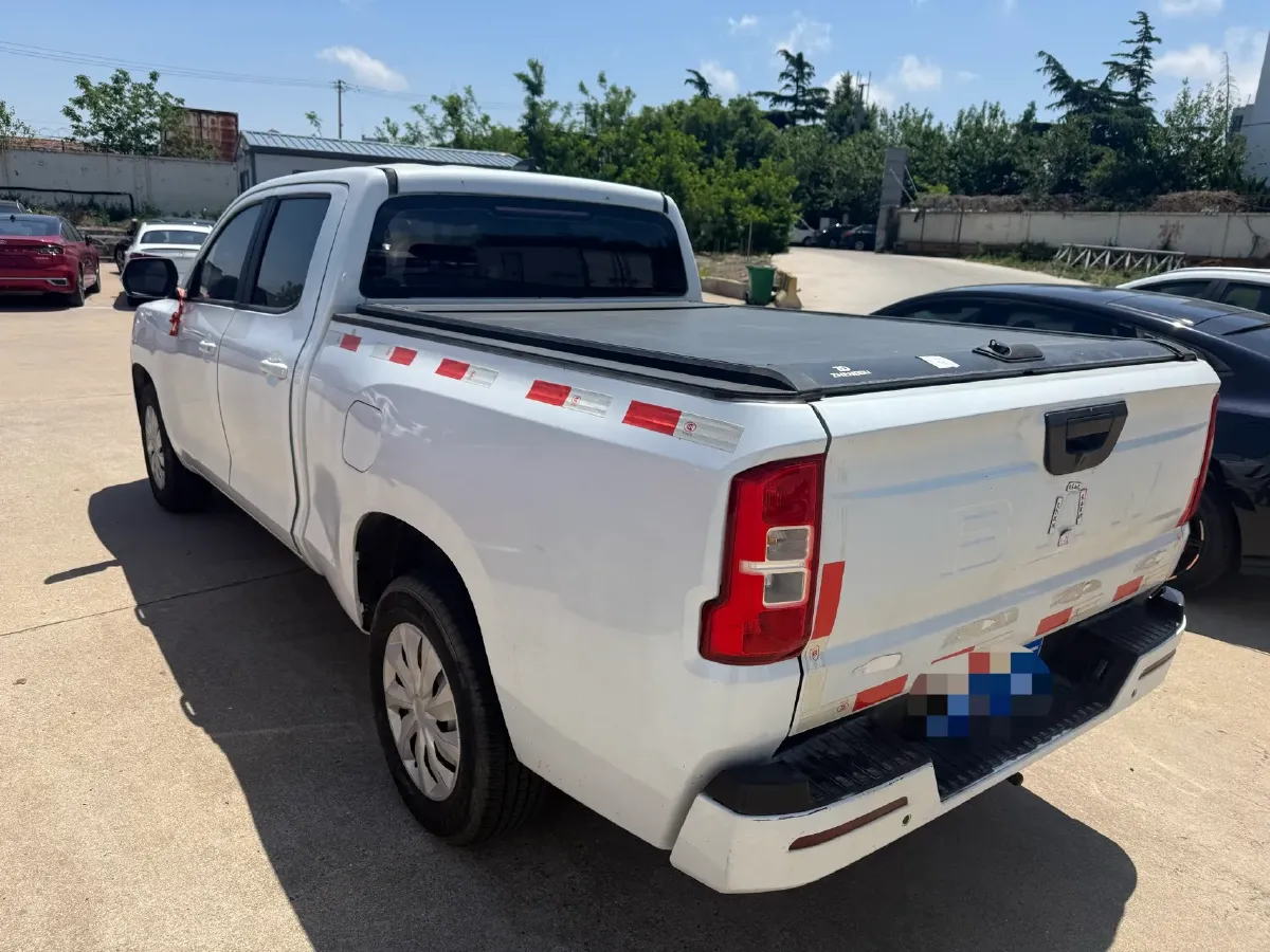2023 BAW Calorie 2.0L 144HP L4 8AT,autocango,china used car exporter,china ev exporter,chinese used car exporter,chinese used ev exporter