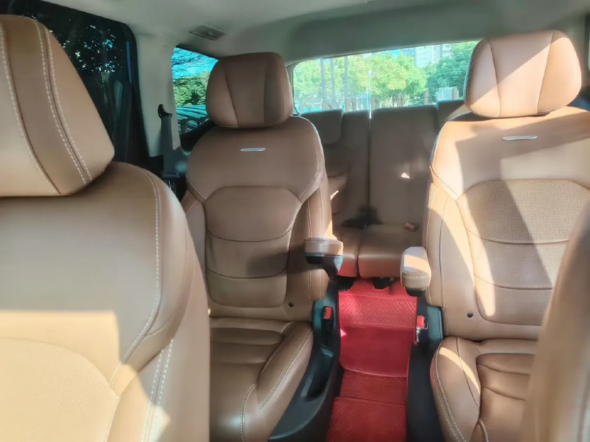 2017 MAXUS D90 2.0T 224HP L4 6AT,autocango,china used car exporter,china ev exporter,chinese used car exporter,chinese used ev exporter