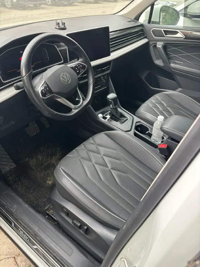 2023 Volkswagen Tiguan L 1.5T 160HP L4 7DCT,autocango,china used car exporter,china ev exporter,chinese used car exporter,chinese used ev exporter
