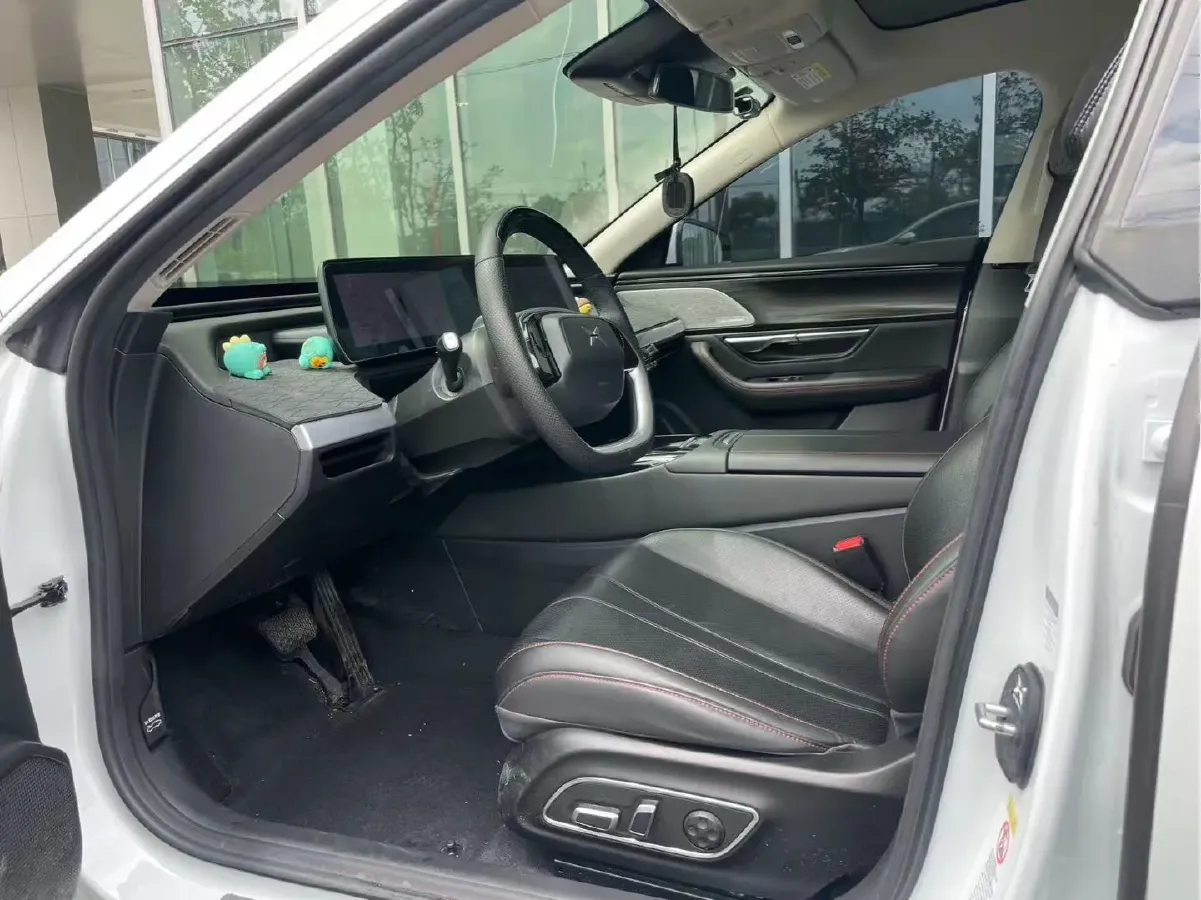 2020 Xpeng P7 BEV 70.8KWH,autocango,china used car exporter,china ev exporter,chinese used car exporter,chinese used ev exporter
