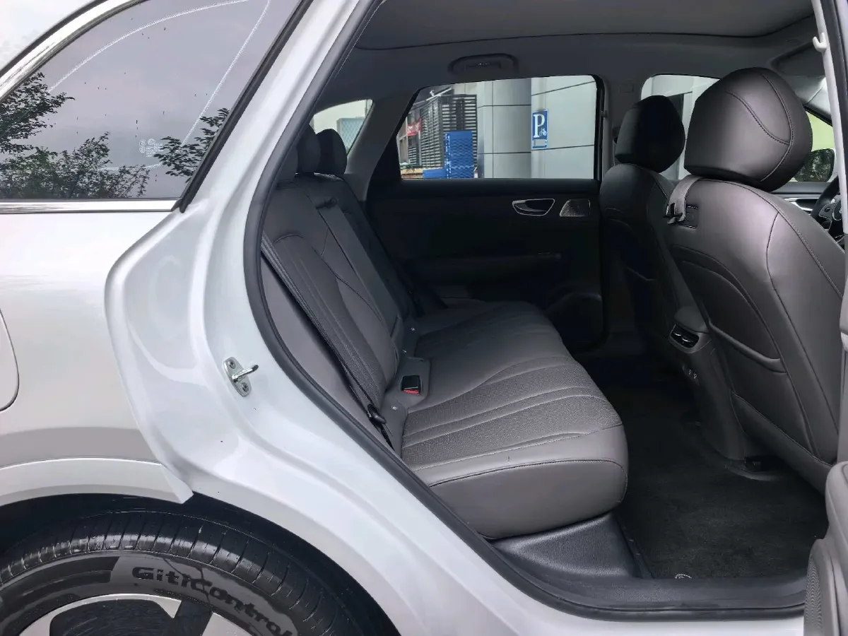 2025 HIMA Shangjie H5 REEV 98HP REEV,autocango,china used car exporter,china ev exporter,chinese used car exporter,chinese used ev exporter