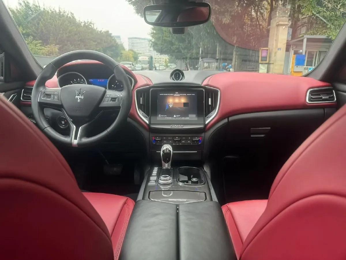 2018 Maserati Ghibli 3.0T 350HP V6 8AT,autocango,china used car exporter,china ev exporter,chinese used car exporter,chinese used ev exporter