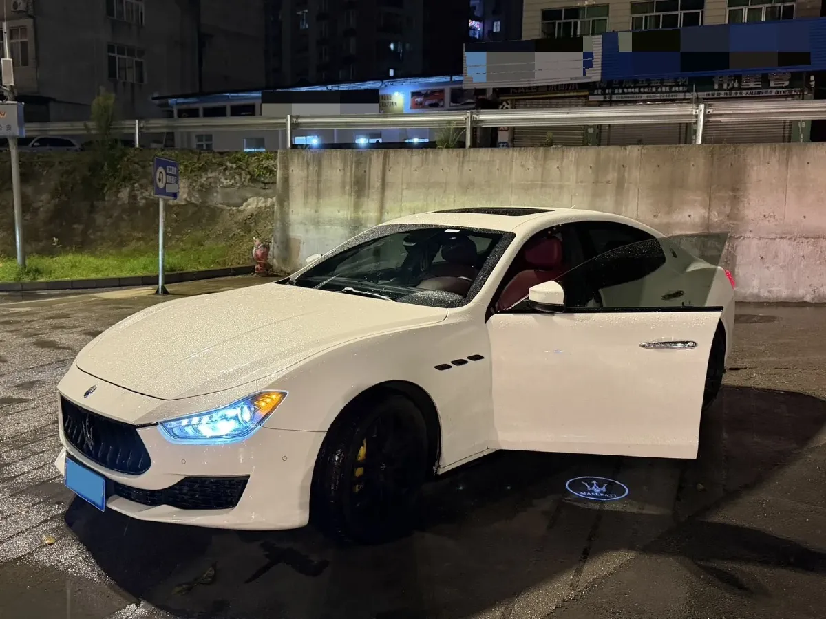 2018 Maserati Ghibli 3.0T 350HP V6 8AT,autocango,china used car exporter,china ev exporter,chinese used car exporter,chinese used ev exporter