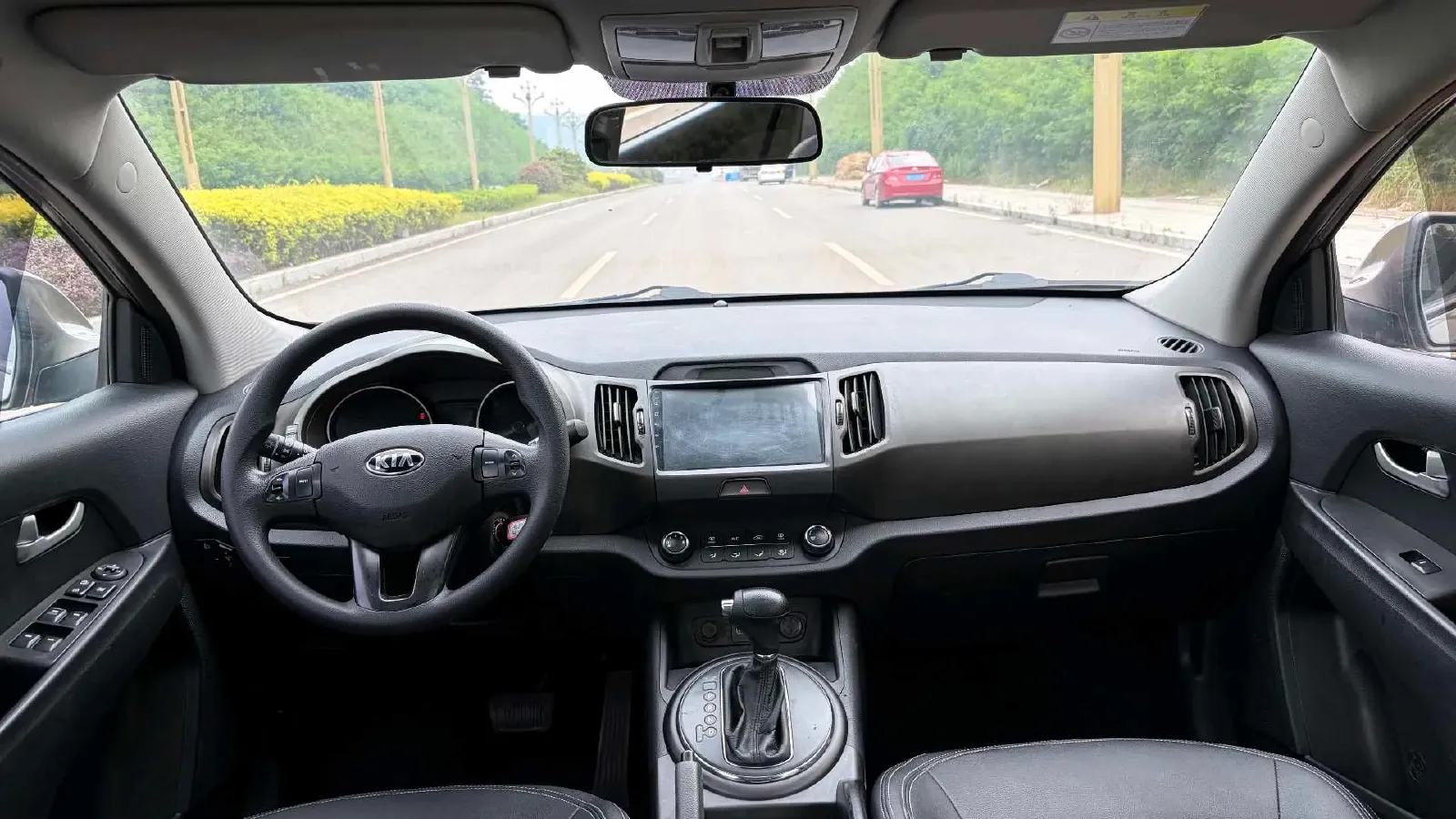 2016 Kia Sportage R 2.0L 165HP L4 6AT,autocango,china used car exporter,china ev exporter,chinese used car exporter,chinese used ev exporter