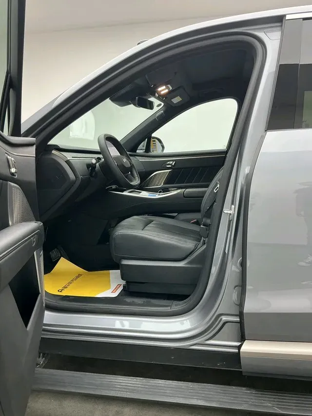 2025 ONVO L90 BEV,autocango,china used car exporter,china ev exporter,chinese used car exporter,chinese used ev exporter