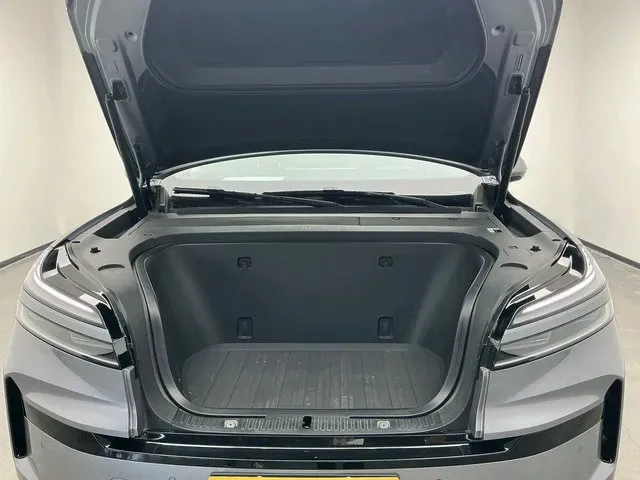2025 ONVO L90 BEV,autocango,china used car exporter,china ev exporter,chinese used car exporter,chinese used ev exporter