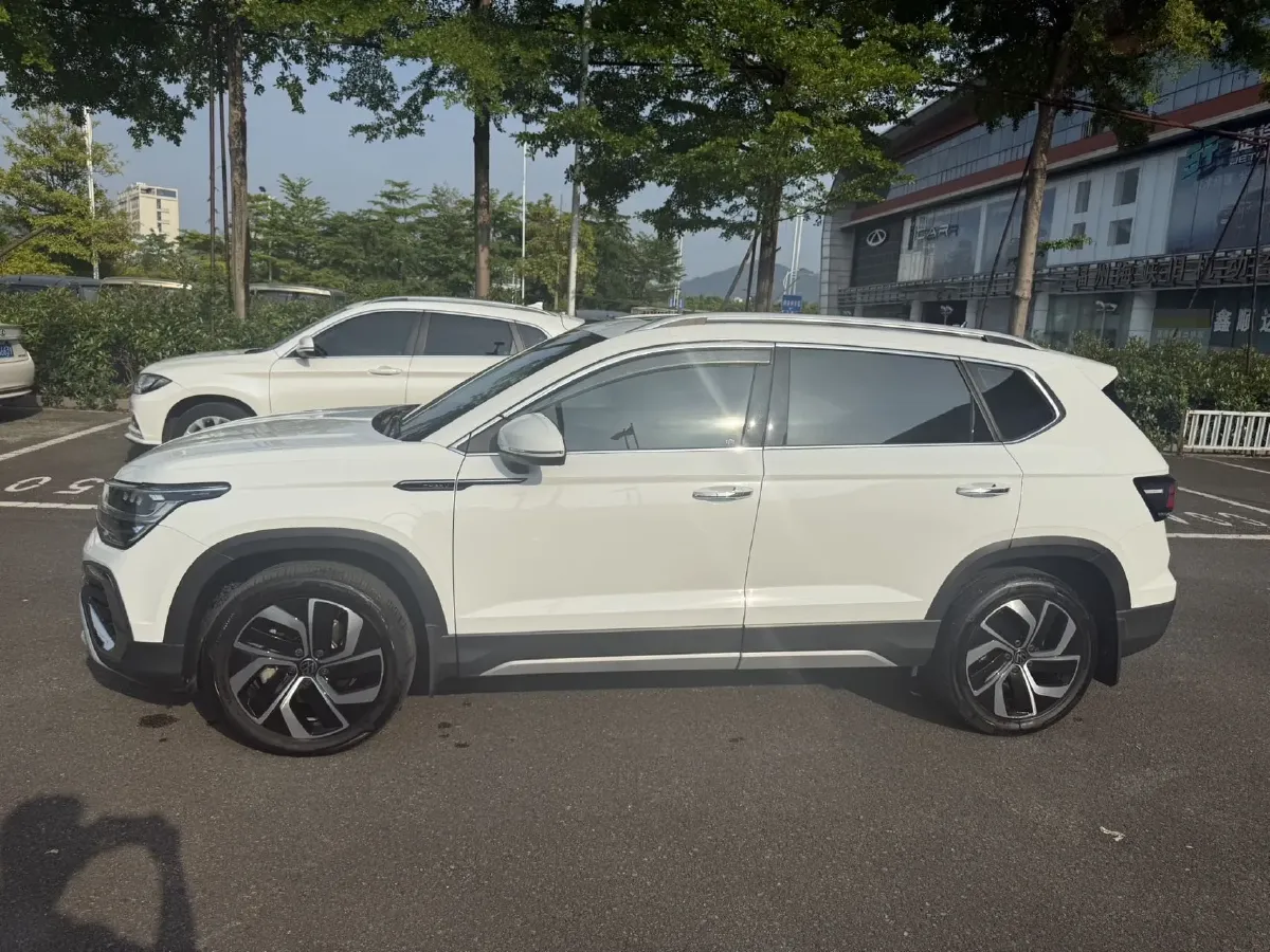 2024 Volkswagen Tharu 1.5T 160HP L4 7DCT,autocango,china used car exporter,china ev exporter,chinese used car exporter,chinese used ev exporter