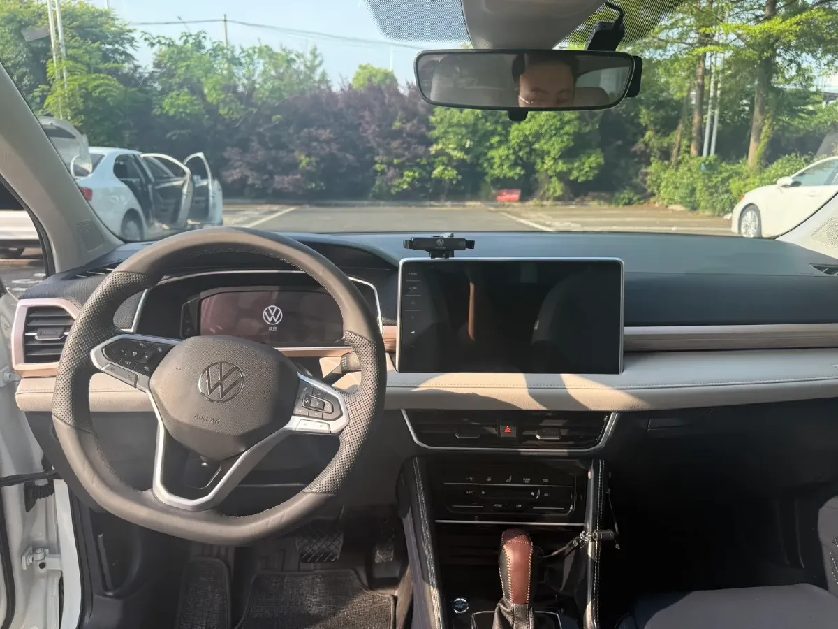 2024 Volkswagen Tharu 1.5T 160HP L4 7DCT,autocango,china used car exporter,china ev exporter,chinese used car exporter,chinese used ev exporter