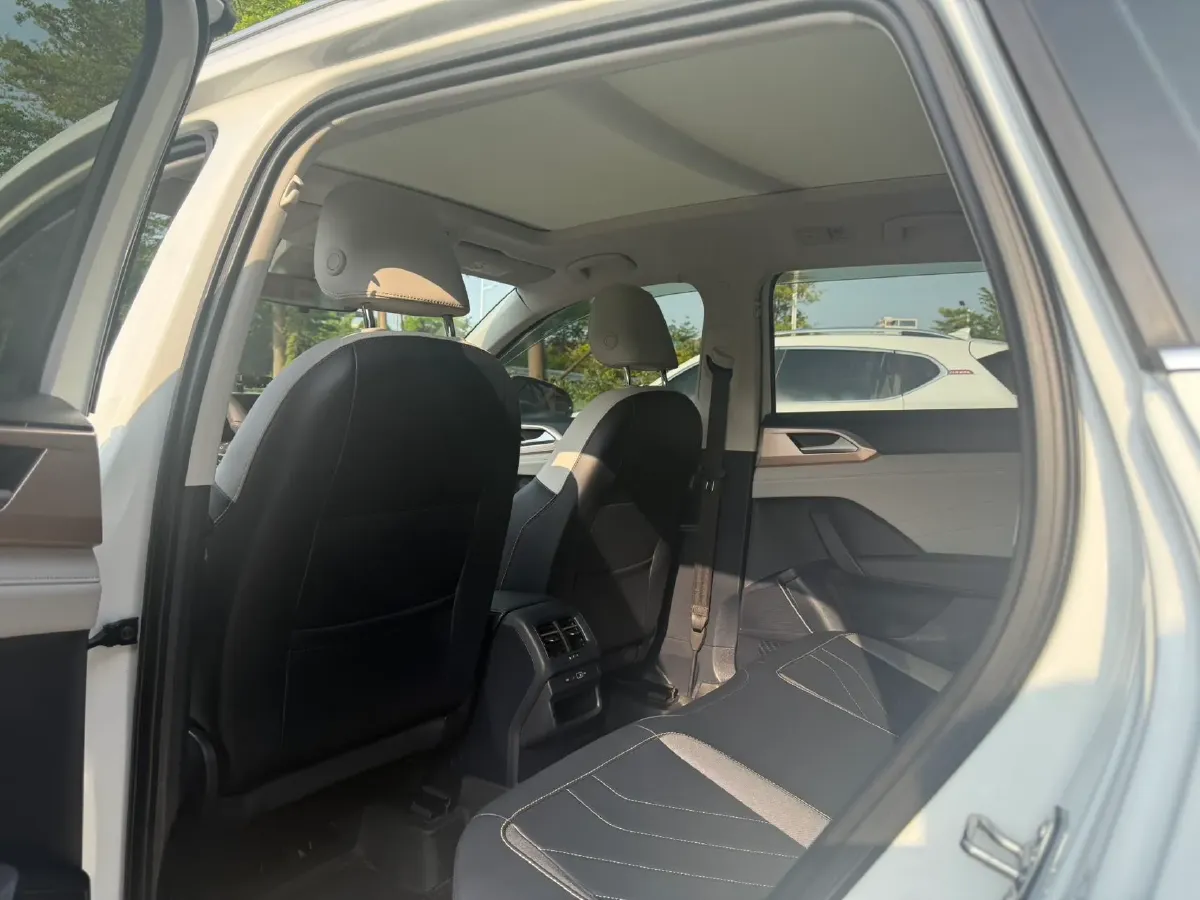 2024 Volkswagen Tharu 1.5T 160HP L4 7DCT,autocango,china used car exporter,china ev exporter,chinese used car exporter,chinese used ev exporter