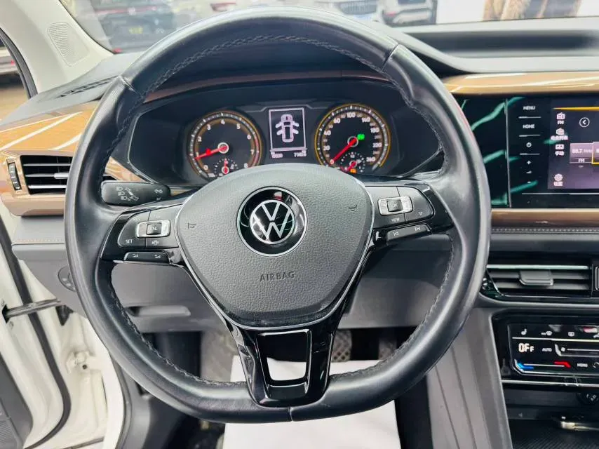 2021 Volkswagen Tharu 1.4T 150HP L4 7DCT,autocango,china used car exporter,china ev exporter,chinese used car exporter,chinese used ev exporter