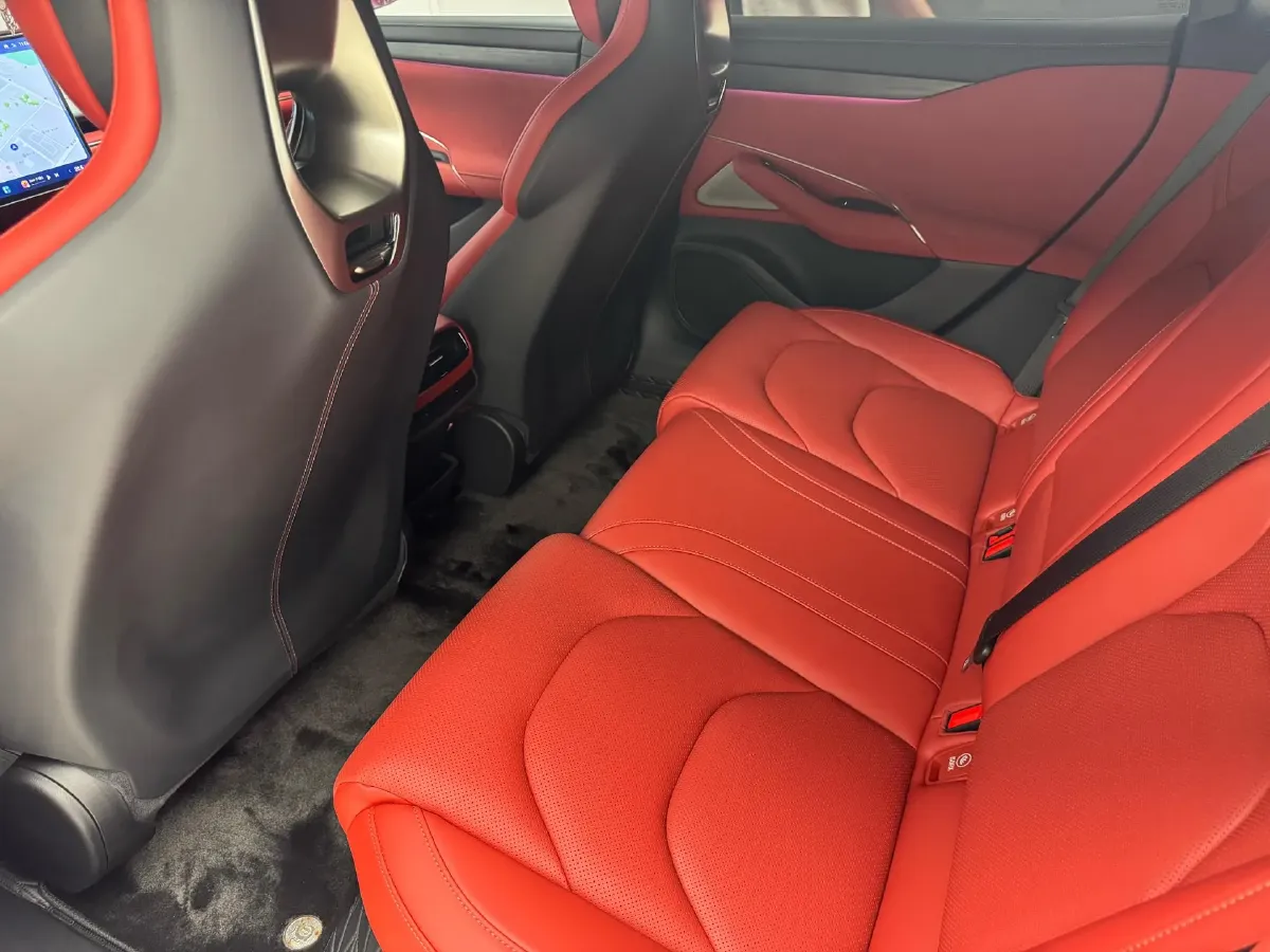 2024 MI SU7 BEV 94.3KWH,autocango,china used car exporter,china ev exporter,chinese used car exporter,chinese used ev exporter