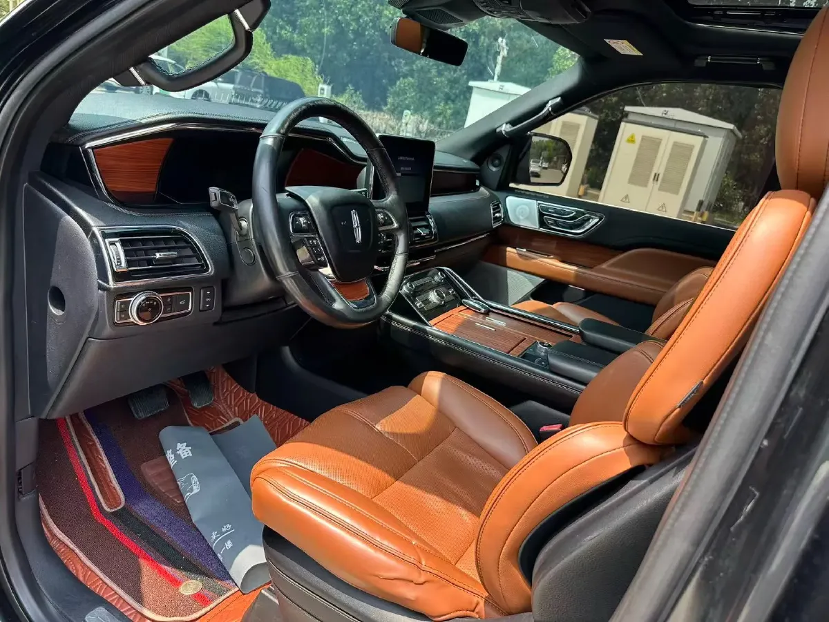 2019 Lincoln Navigator 3.5T 388HP V6 10AT,autocango,china used car exporter,china ev exporter,chinese used car exporter,chinese used ev exporter