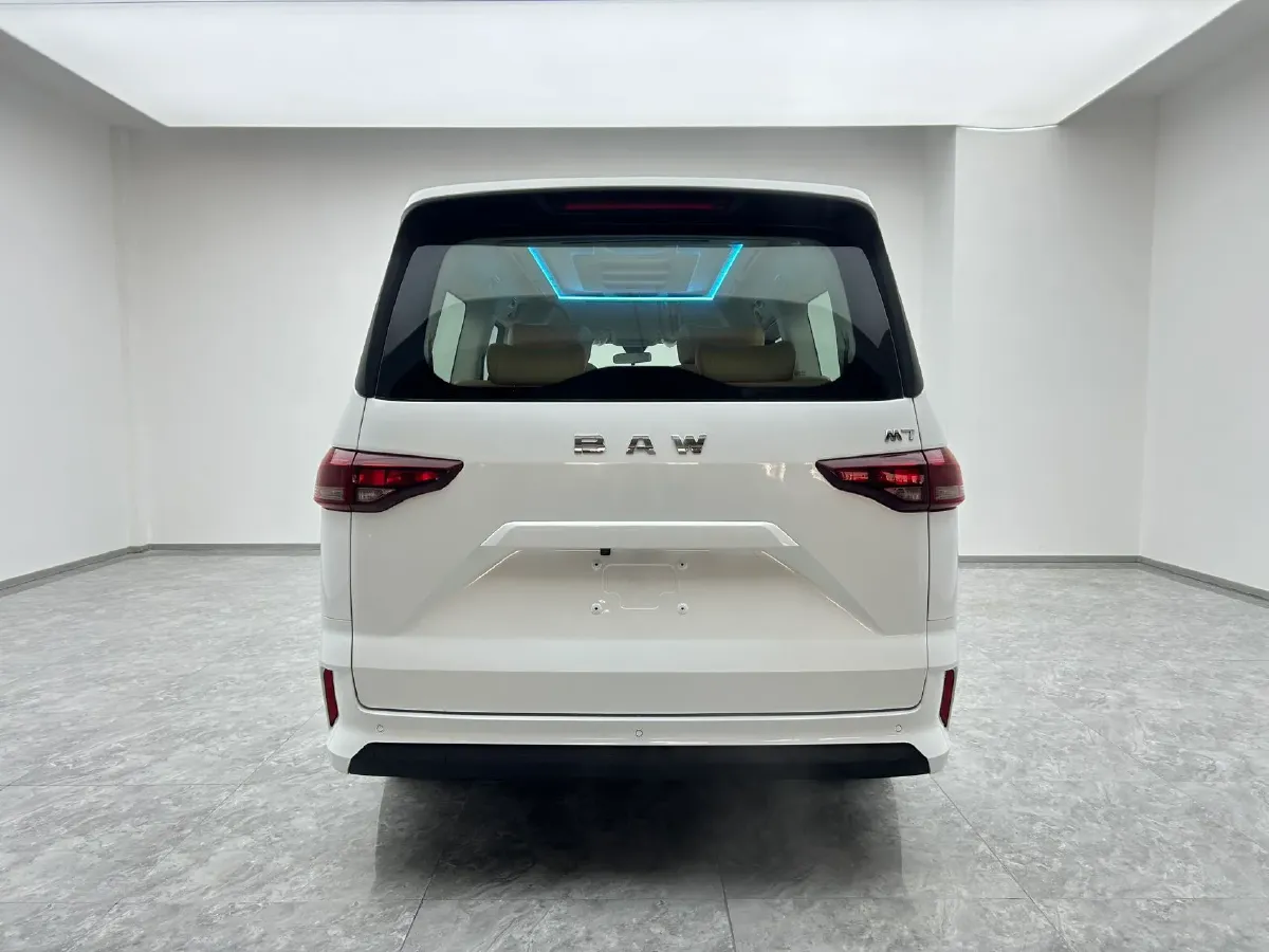 2023 BAW RuiSheng Trump M7 2.0L 144HP L4 8AT,autocango,china used car exporter,china ev exporter,chinese used car exporter,chinese used ev exporter