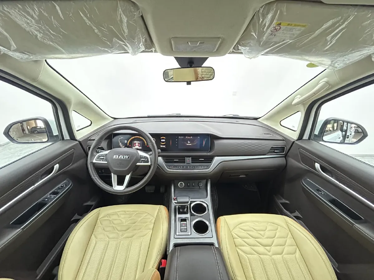 2023 BAW RuiSheng Trump M7 2.0L 144HP L4 8AT,autocango,china used car exporter,china ev exporter,chinese used car exporter,chinese used ev exporter