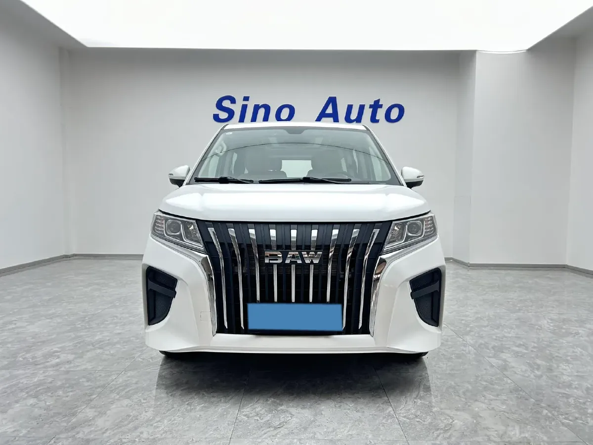 2023 BAW RuiSheng Trump M7 2.0L 144HP L4 8AT,autocango,china used car exporter,china ev exporter,chinese used car exporter,chinese used ev exporter
