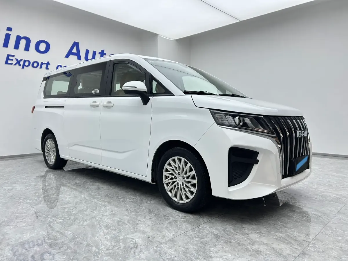 2023 BAW RuiSheng Trump M7 2.0L 144HP L4 8AT,autocango,china used car exporter,china ev exporter,chinese used car exporter,chinese used ev exporter