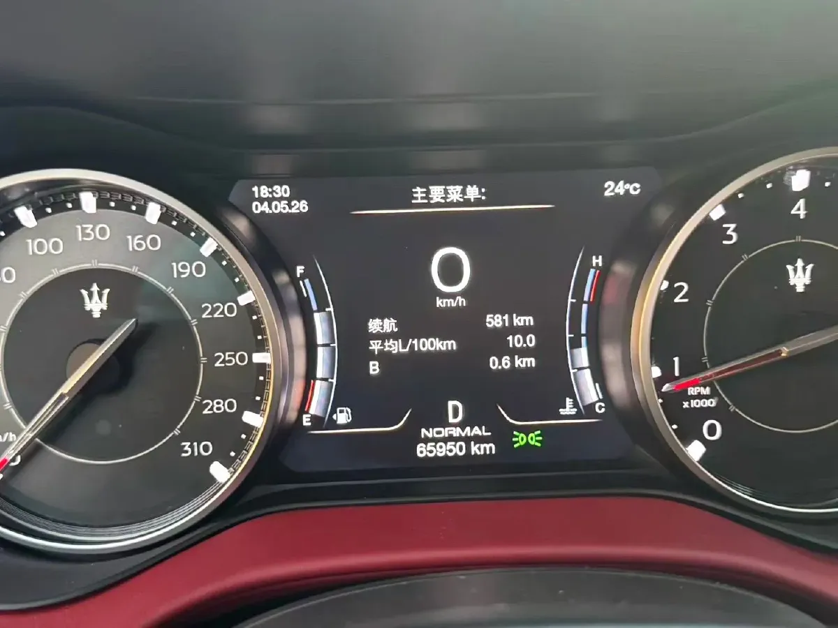 2021 Maserati Ghibli 2.0T 330HP L4 8AT,autocango,china used car exporter,china ev exporter,chinese used car exporter,chinese used ev exporter